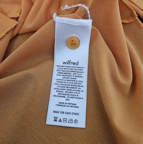 Aritzia Wilfred Gold Pose Long Sleeve Shirt Size S - Picture 6 of 7
